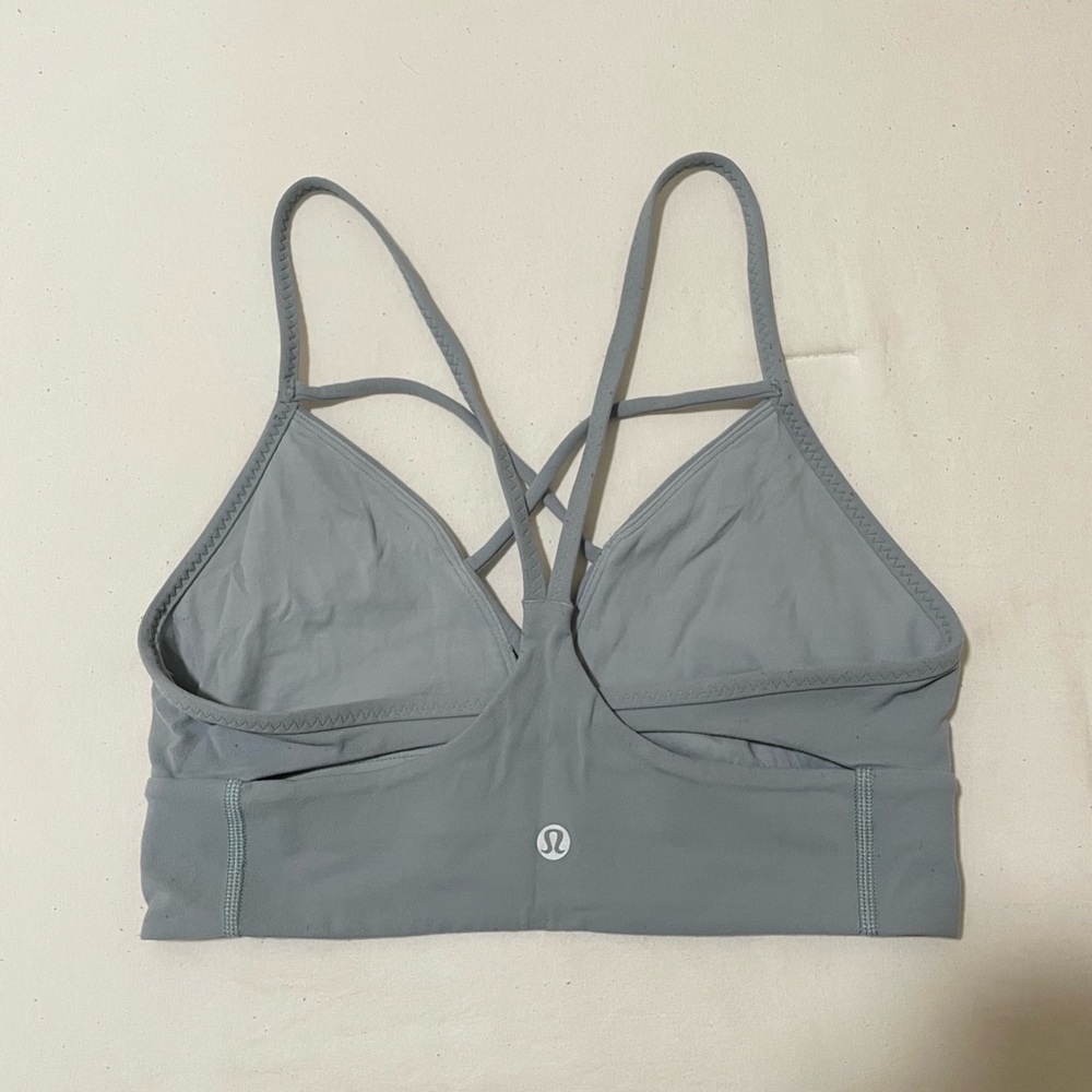Lululemon sports bra